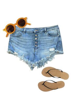 KanCan size 32 waist high rise button fly cut off frayed denim shorts EUC